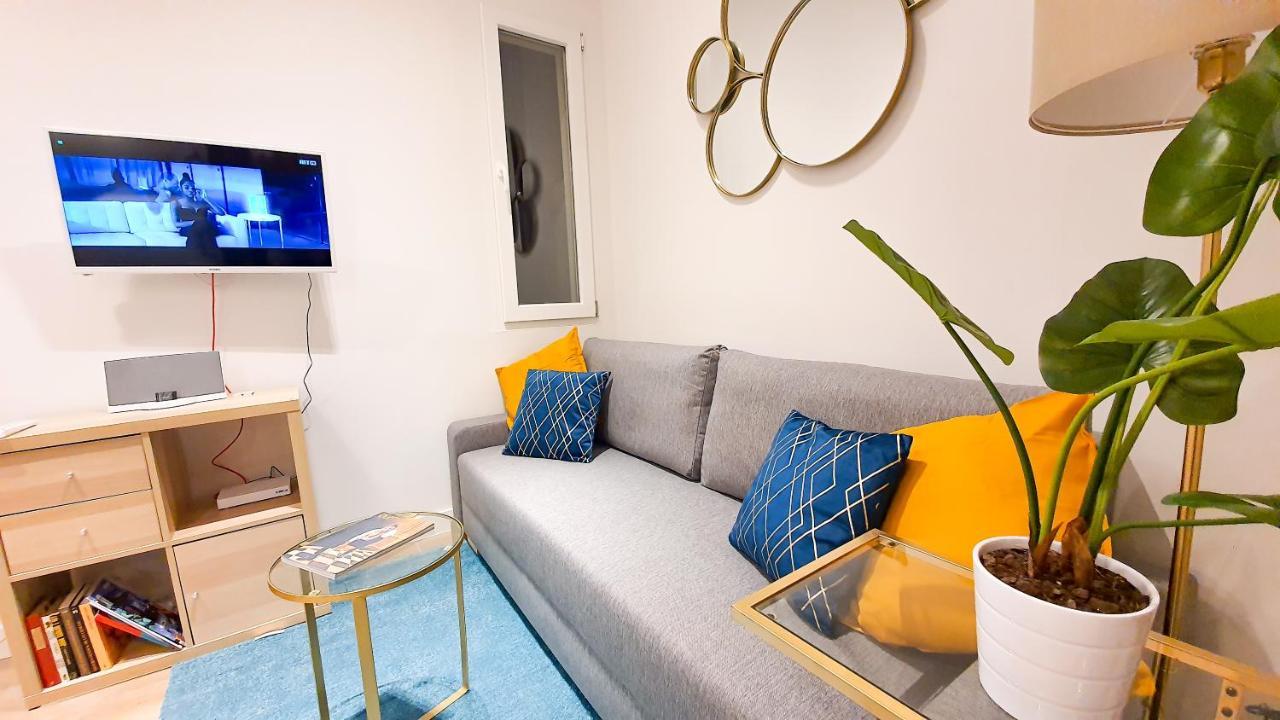 Lindo Apartamento En Zona Centro, Cerca De Todo Apartment Madrid Exterior photo